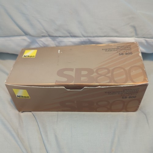 Box only nikon speed light - speed,
