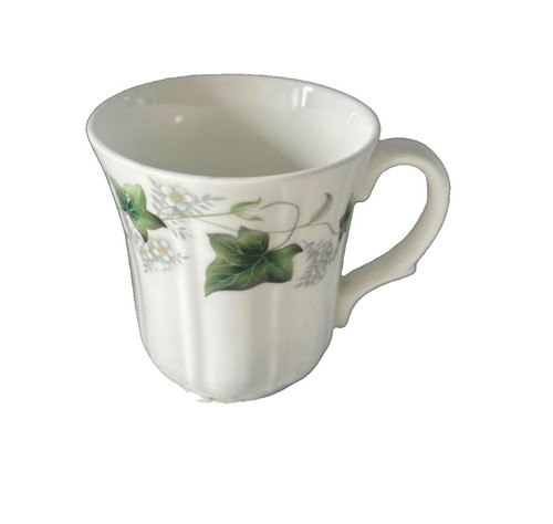 Vintage duchess ivy - ivy, mug