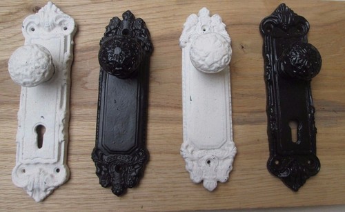 Rustic iron coat - , hooks