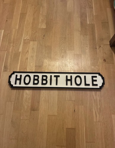 Hobbit hole decorative wall - hobbit,