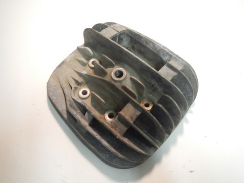 Cylinder head 1975 yamaha - cylinder,