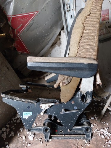 Aircraft cockpit seat - aircraft,