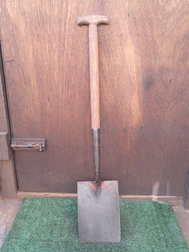 Vintage garden spade - vintage,