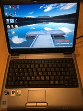 Toshiba Satellite U400-23X Vintage Laptop Original accs. Windows Vista Buisness.