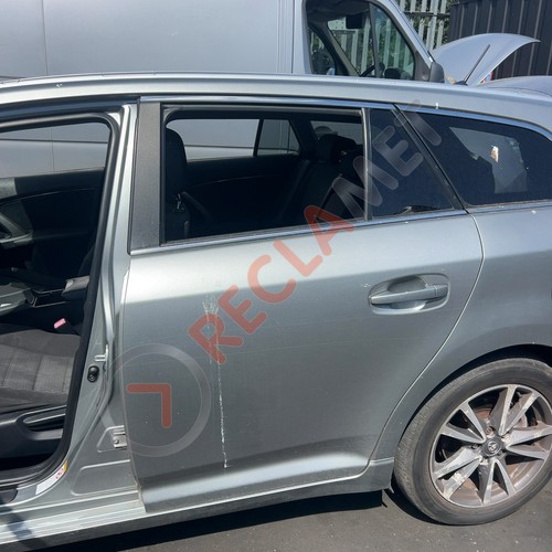Toyota avensis 4d mk3 - avensis, tr