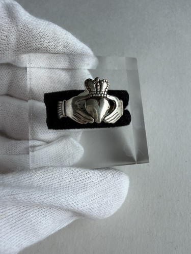 Irish sterling silver claddagh - sterling,