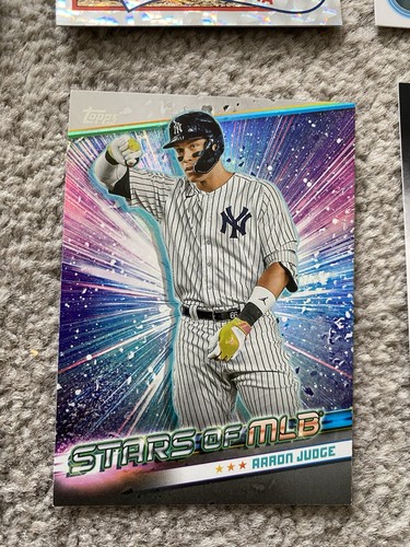 Couple hundred topps - a,