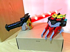 Power Rangers Dino Fury Knight Morpher + Chromafury Saber both Lights + Sounds