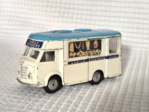 Corgi toys smith 413 - corgi,