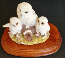 Snowy Owl Family 1995 Resin