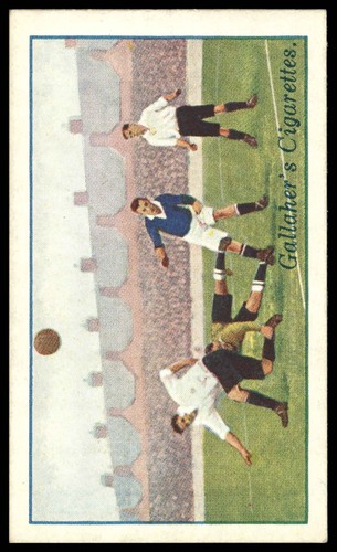 Gallaher footballers in - 'footballers,