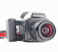 *MINT LENS w/ Strap* Pentax