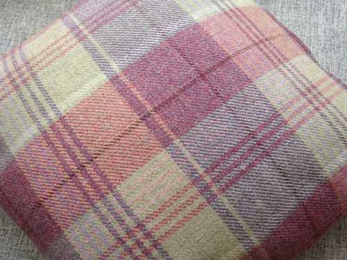 Laura ashley home 100 wool - home,