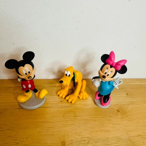 Disney toy figure bundle - x, 3