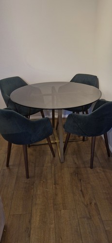 Habitat glass table - table, chairs