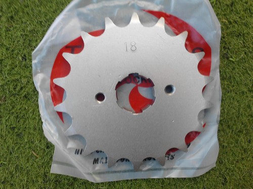 Front sprocket 18t fits - (530),