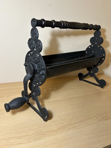 Vintage cast iron - cast,