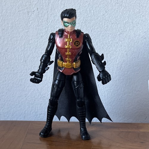 Batman 2022 robin figure - dc,
