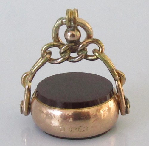 9ct gold fob vintage - gold,