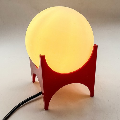 Space age cube opal - opal, lamp