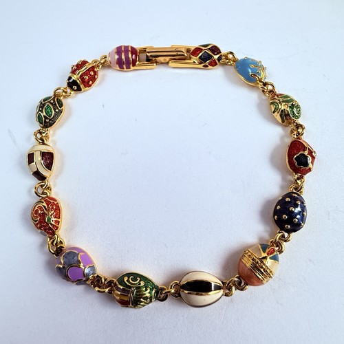 Vtg joan rivers enamel - joan,