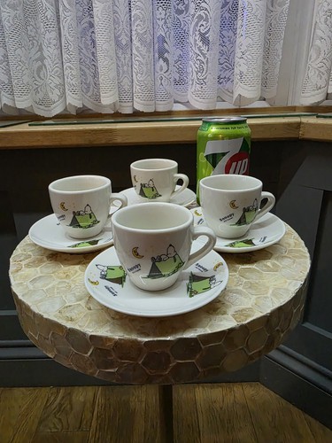 Snoopy tea set thus a - snoopy,