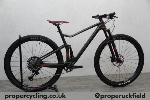 2019 large scott spark carbon - large,