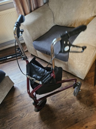 Three wheel days rollator - wheel, 'days'
