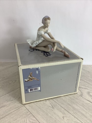Lladro rose ballet 5919 - rose,