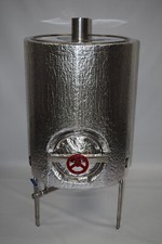 300L Kettle (12kW) for micro brewery, inc hop filter, front manway & chimney 