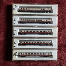 MARKLIN  Z GAUGE CARRIAGE SET X 5  NOS. 8734-8