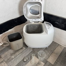 Morphy Richards Breadmaker