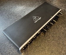 Behringer U-PHORIA UMC404HD -