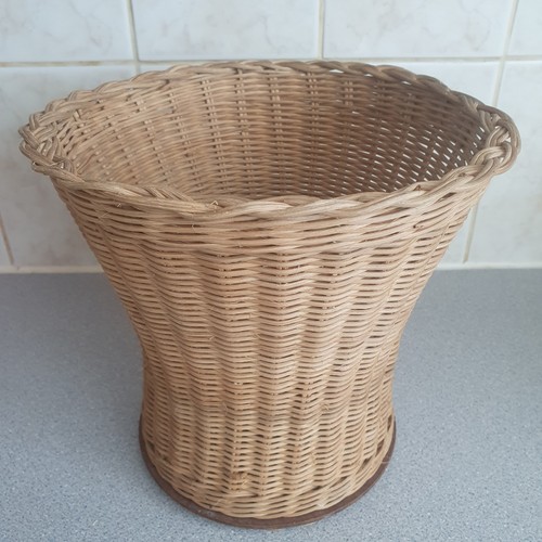 Vintage retro wicker rattan - retro,