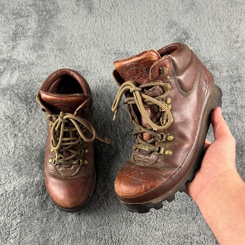 Vintage brasher boots - vintage,