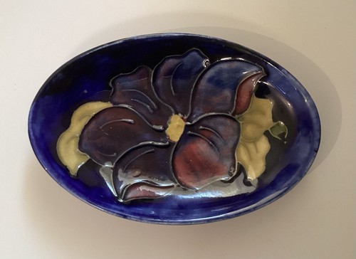 William moorcroft small oval - william,