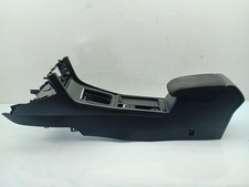 VOLKSWAGEN GOLF CENTRE CONSOLE