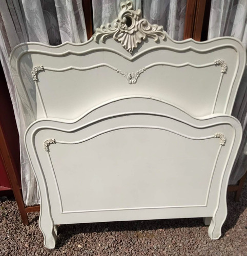 Wooden french style single