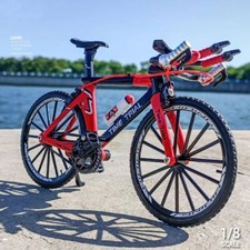 1:8 Scale Diecast Racing Bike