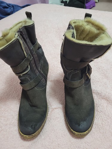 Ladies boots size used - 5, uk