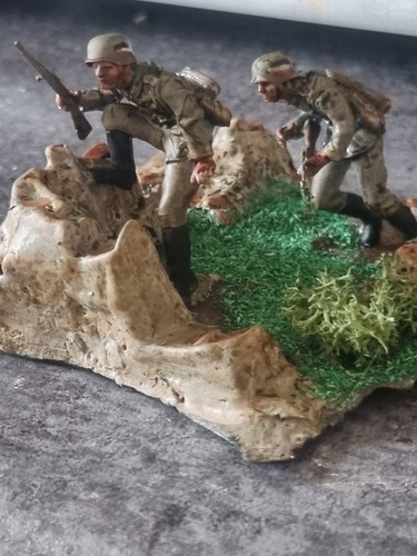 Painted german soldiers - german, ww2