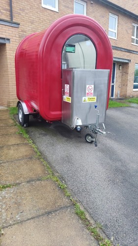 Mobile food catering trailer - mobile,