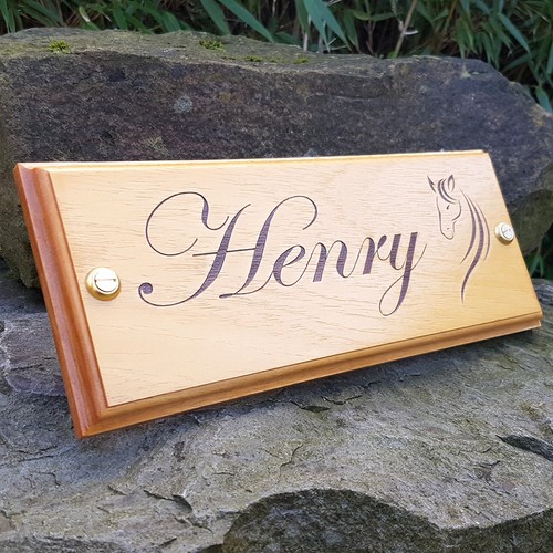 Horse stable name - horse, plate