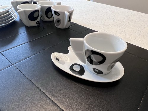 Espresso cups saucers full - &,