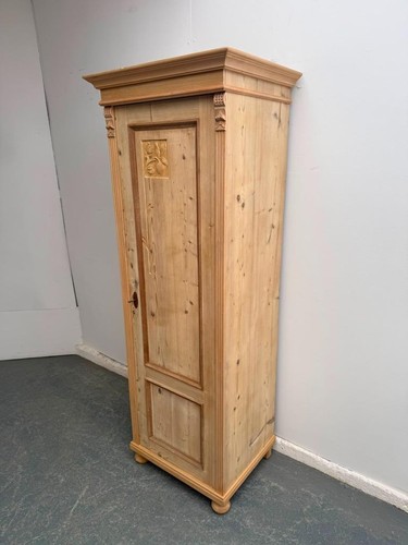 Pretty carved antique - carved, /old