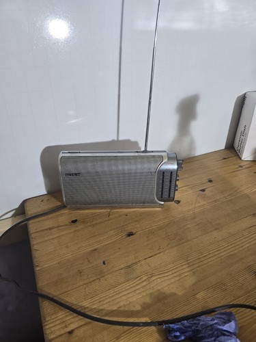 Sony icf 704l - portable, radio