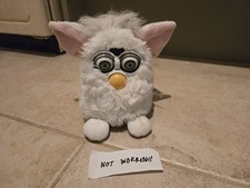 Tiger Vintage Furby Snowball white 70-800 Year 1998 tag NOT WORING *Read*