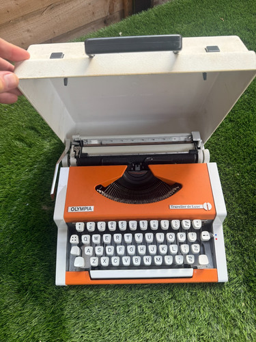 Rare orange olympia - rare,