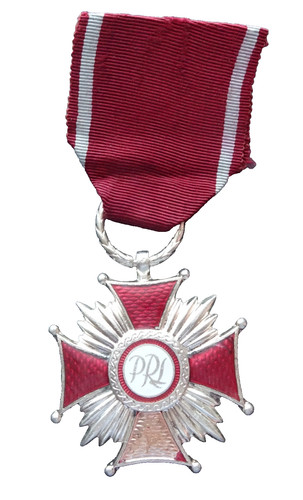 Post wwii polish cross - post,
