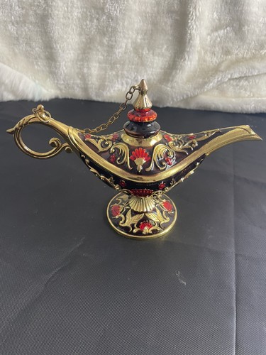 Small brass enamel aladdin - small,